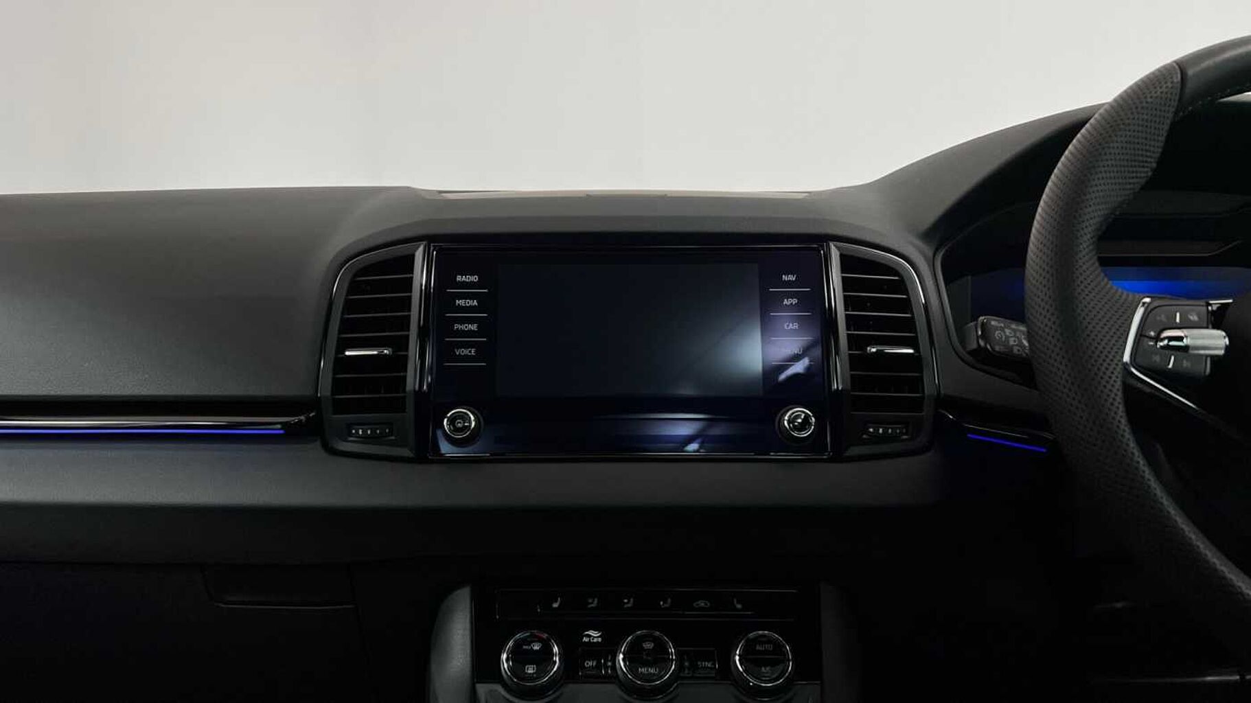 SKODA Karoq 1.5 TSI ACT SportLine SUV 5dr Petrol Manual Euro 6 (s/s) (150 ps)