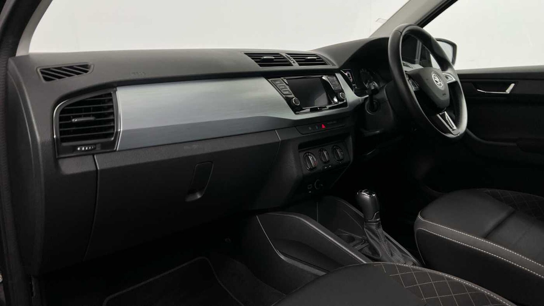 SKODA Fabia 1.0 TSI SE Hatchback 5dr Petrol DSG Euro 6 (s/s) (110 ps)