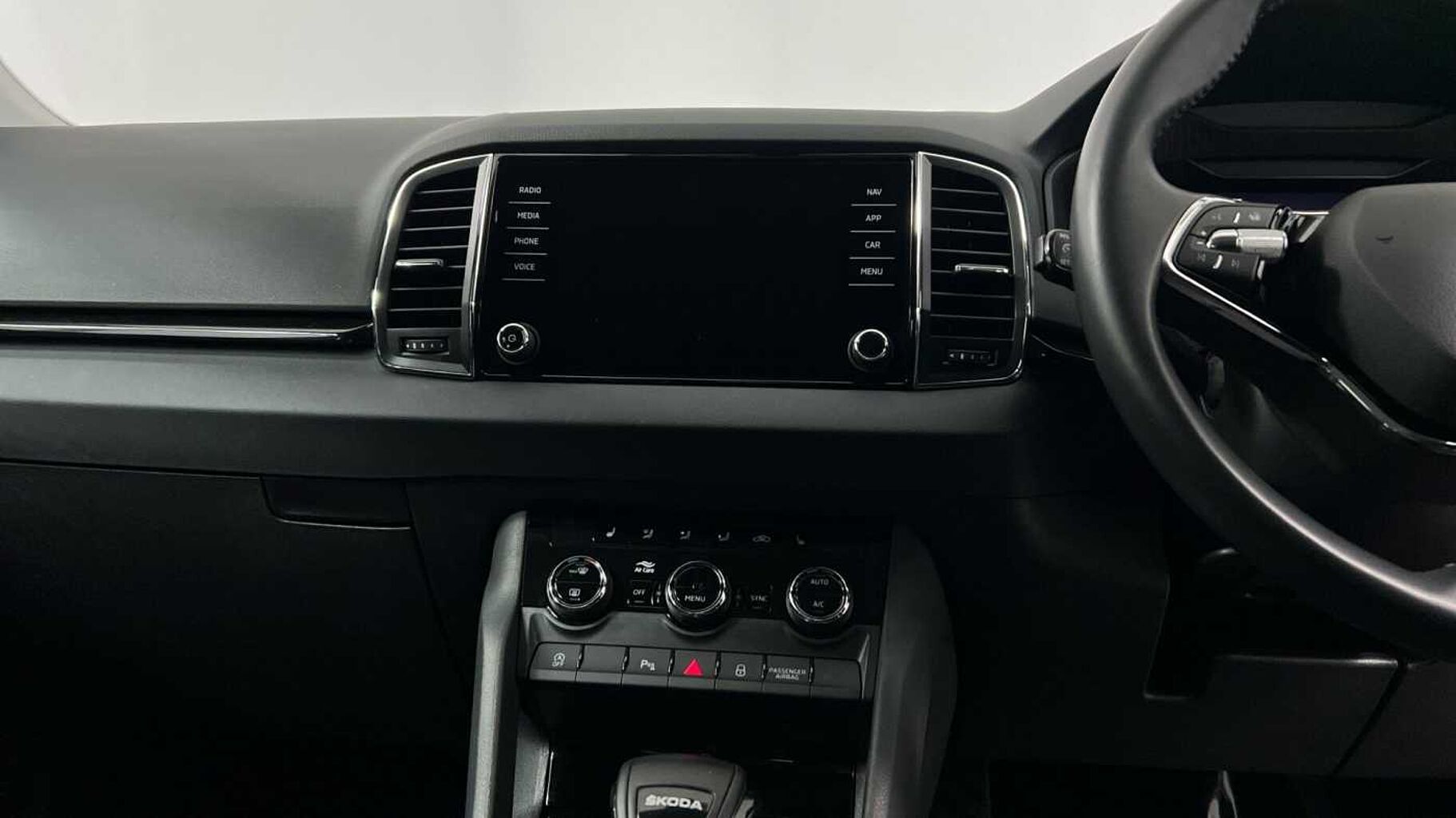 SKODA Karoq SUV 1.5 TSI (150ps) SE L ACT DSG