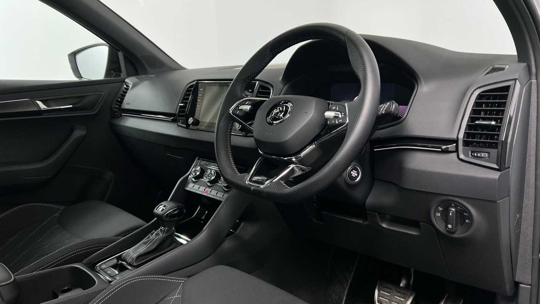 SKODA Karoq SUV 1.5 TSI (150ps) SportLine ACT DSG