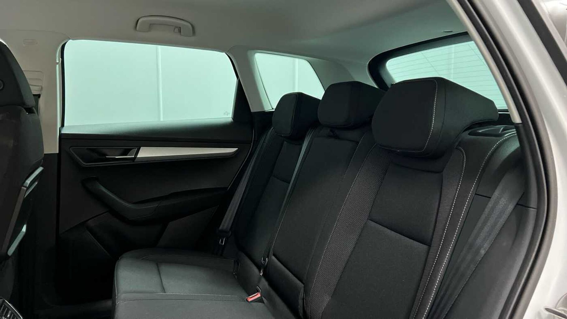 SKODA Karoq 1.0 TSI SE Drive SUV 5dr Petrol Manual Euro 6 (s/s) (110 ps)