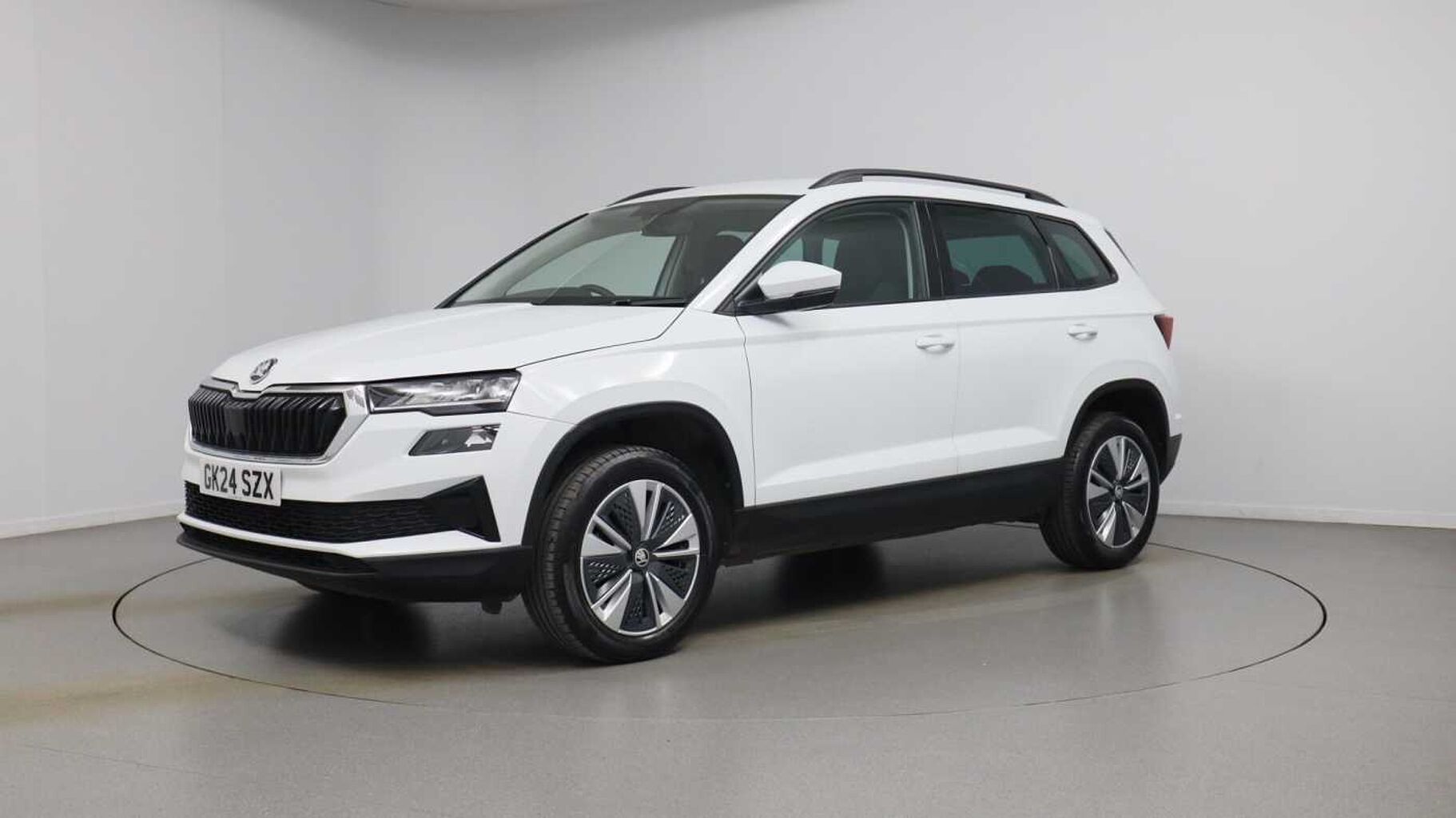 SKODA Karoq 1.0 TSI SE Drive SUV 5dr Petrol Manual Euro 6 (s/s) (110 ps)