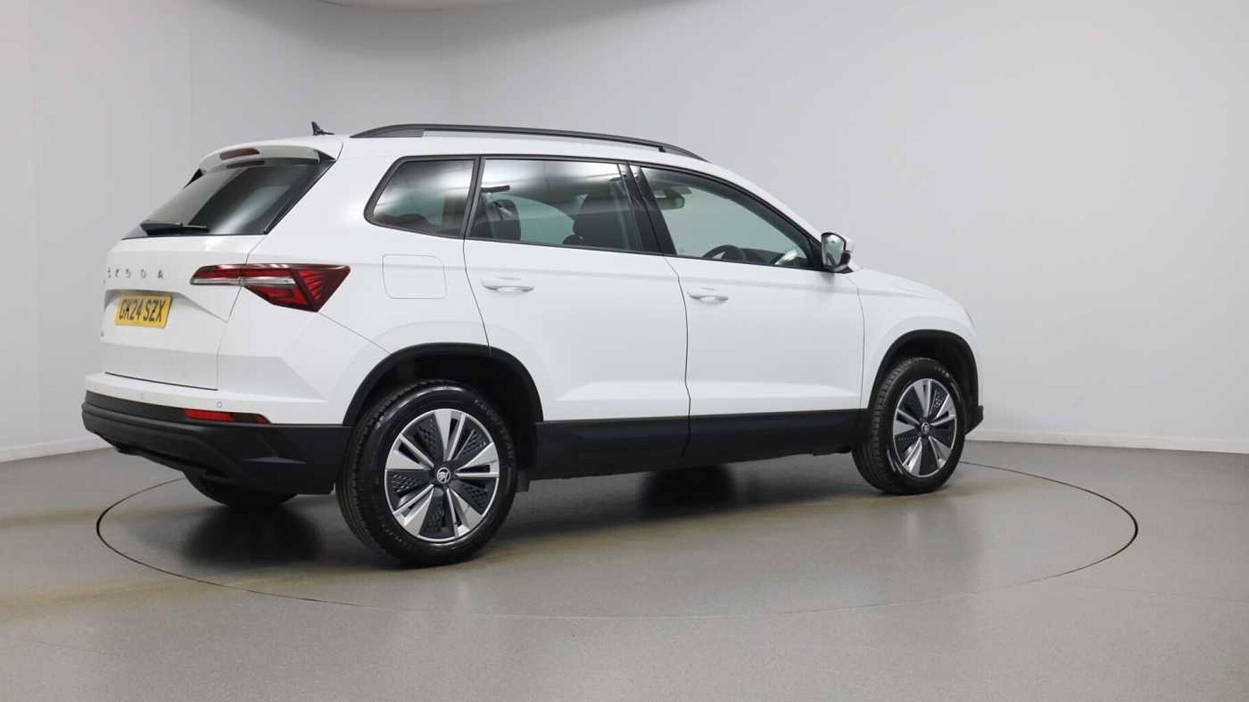 SKODA Karoq 1.0 TSI SE Drive SUV 5dr Petrol Manual Euro 6 (s/s) (110 ps)