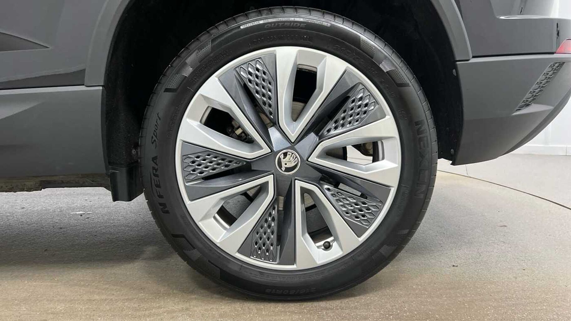 SKODA Karoq 1.5 TSI ACT SE L SUV 5dr Petrol Manual Euro 6 (s/s) (150 ps)