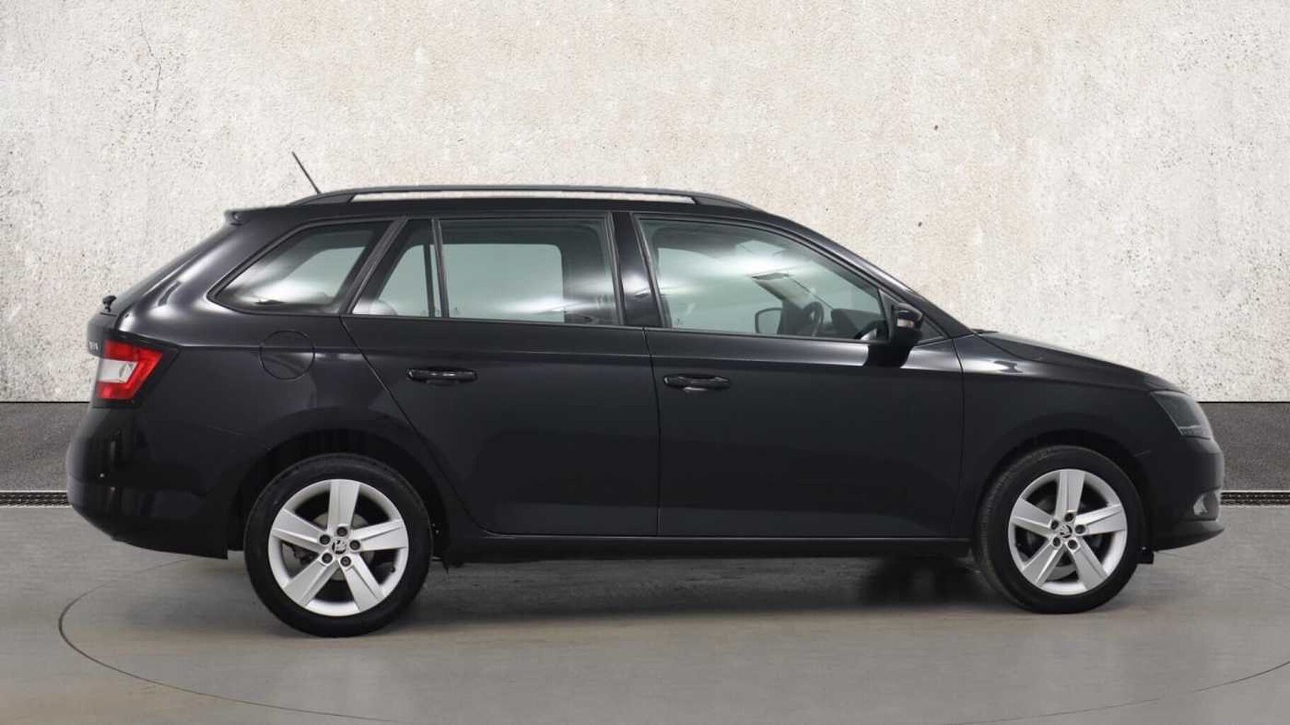 SKODA Fabia 1.2 TSI (90 BHP) SE L S/S 5-Dr Estate