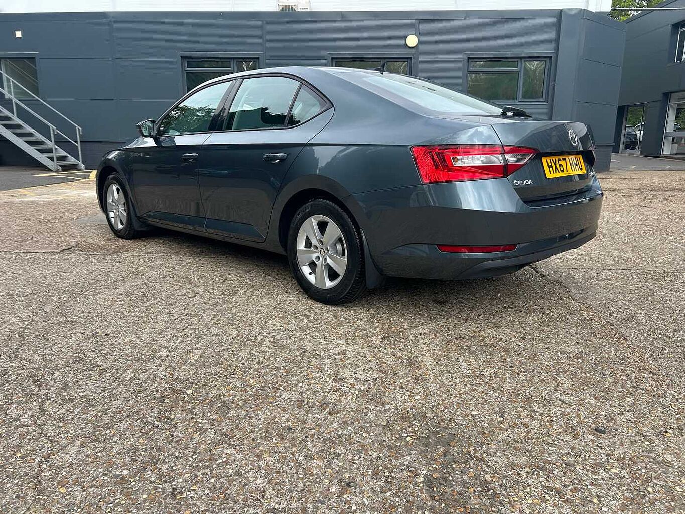 SKODA SUPERB DIESEL HATCHBACK 1.6 TDI CR S 5dr