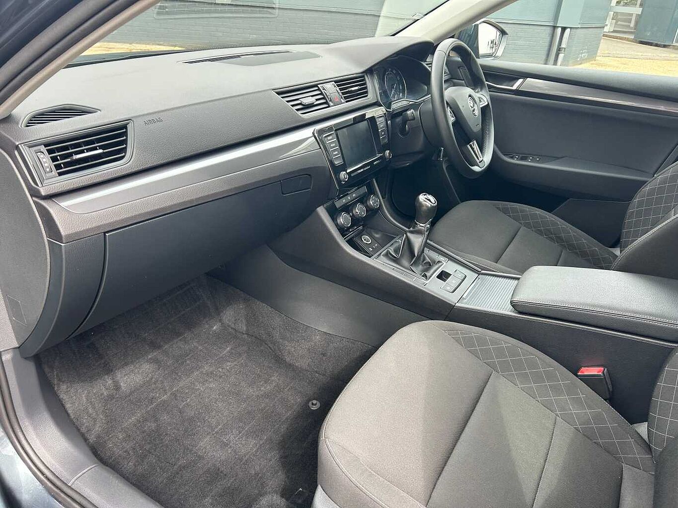 SKODA SUPERB DIESEL HATCHBACK 1.6 TDI CR S 5dr