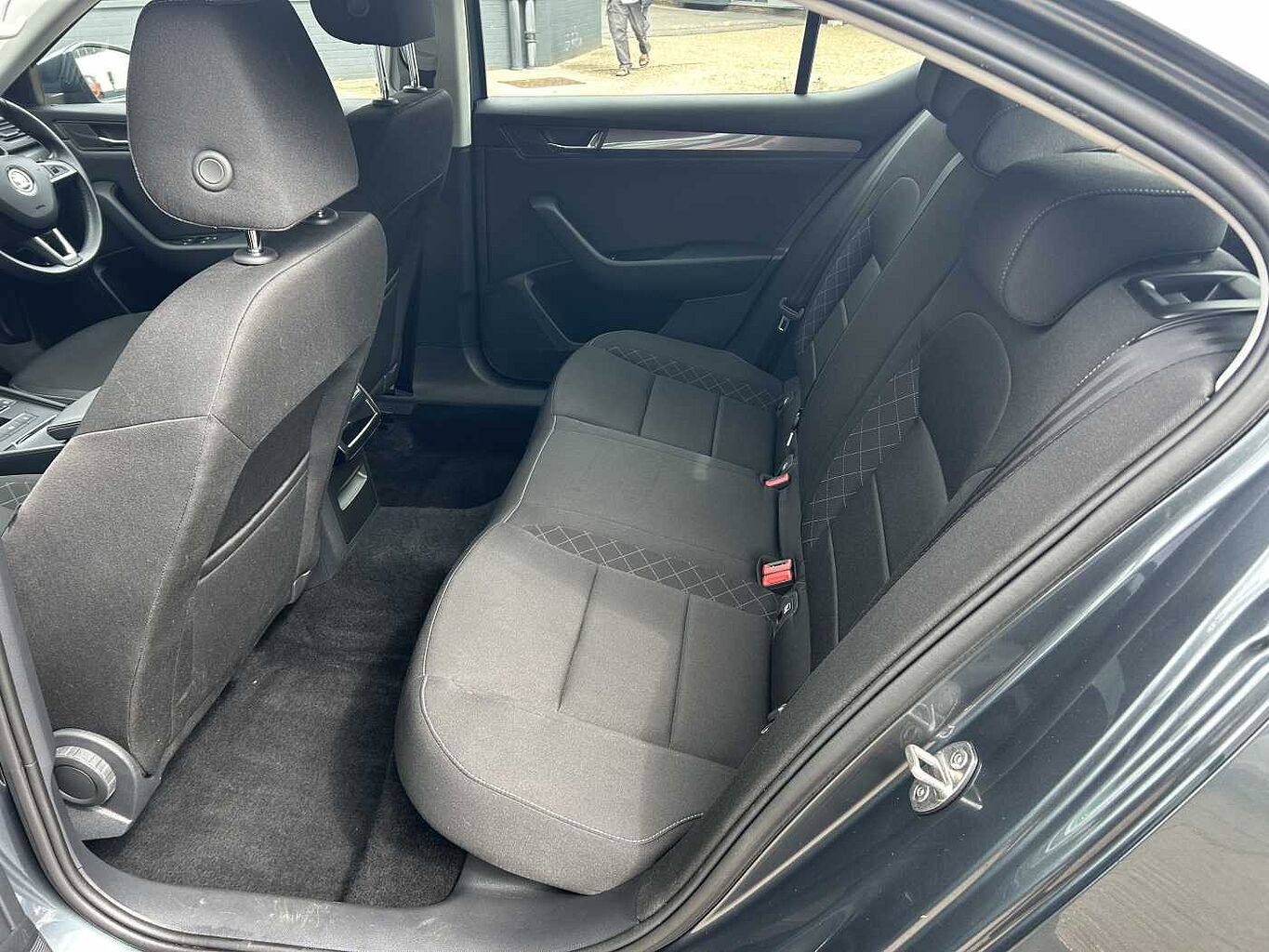 SKODA SUPERB DIESEL HATCHBACK 1.6 TDI CR S 5dr